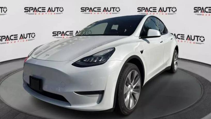 TESLA MODEL Y 2022 7SAYGDEEXNF388425 image